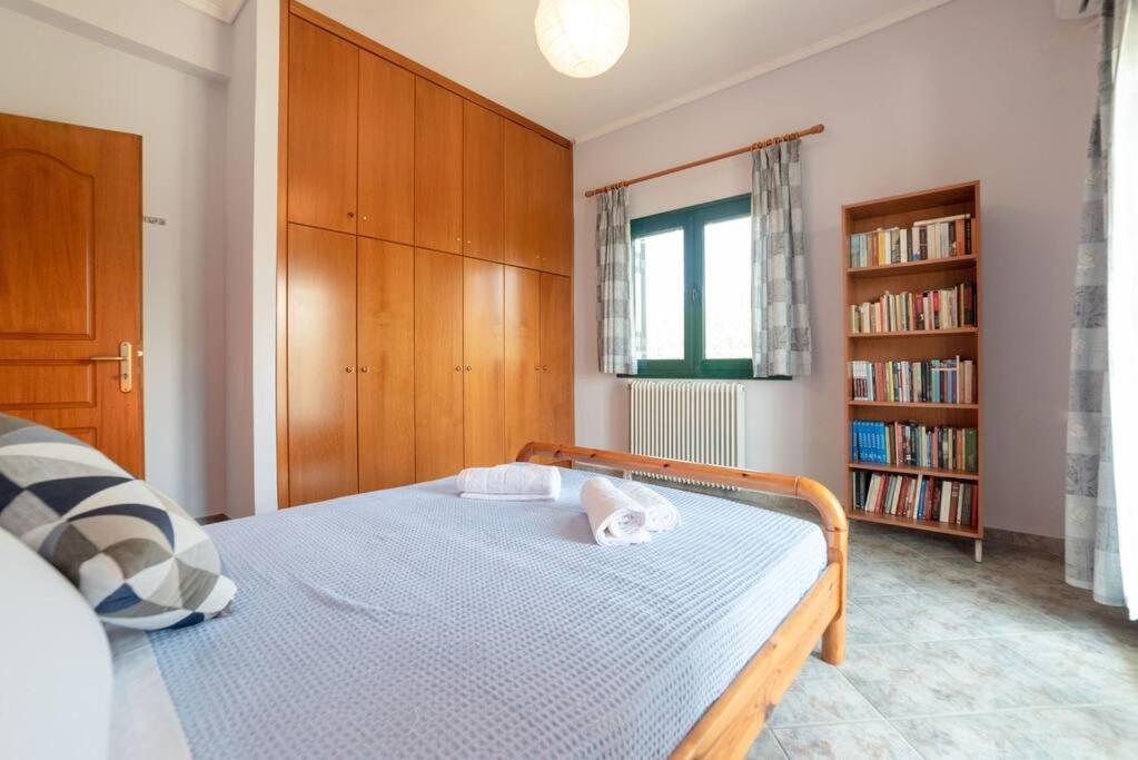 Pine Tree Family House Appartement Lefkímmi