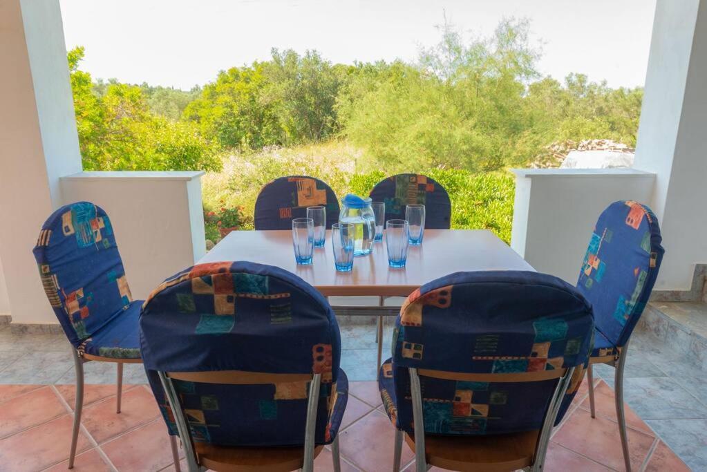 Apartment Pine Tree Family House Lefkimmi (Corfu)